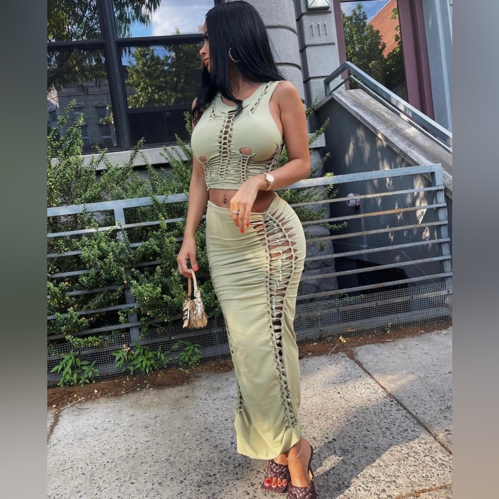 Brea Daeshon Sage Linx Top & Skirt Set